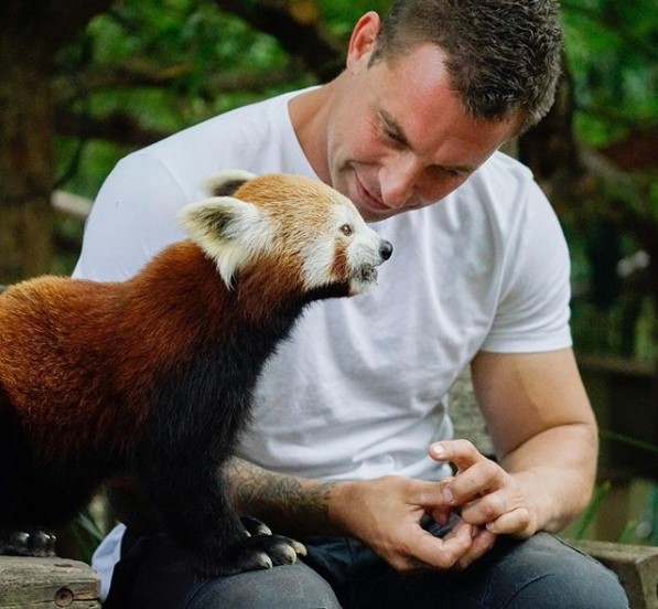 Zoo Director Takes Animals To His Home To Save Them From Australia’s Wildfire